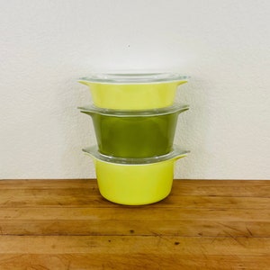 Pyrex Verde Green and Yellow Lidded Bake-Serve-Store Casserole Set, Number 471 and Two 473's, All Included