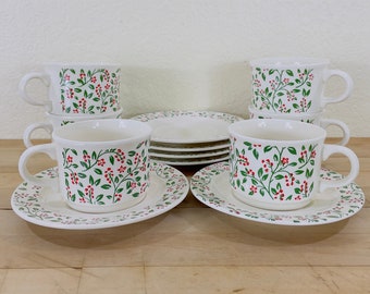 Homer Laughlin Holly Berry Cup and Saucer Set, Red & Green Holiday Decor, Set of 6, All Included