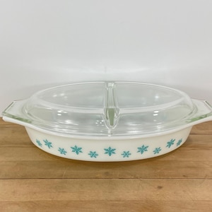 Pyrex Snowflake Divided Dish, Turquoise Snowflakes on Opal White Glass Lidded Dish
