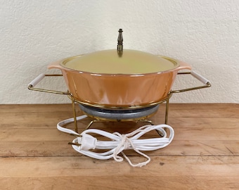Anchor Hocking Lusterware 1.5 Quart Round Casserole on Electric Warming Trivet and Carrier