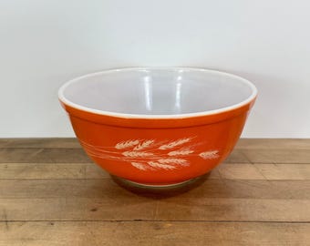 Pyrex Mixing Bowl, Orange 403 2 1/2 Quart Autumn Harvest Replacement or Decorative Bowl