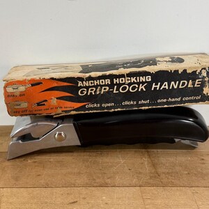 Vintage Anchor Hocking Detachable Cookware Handle with Box - USA Made