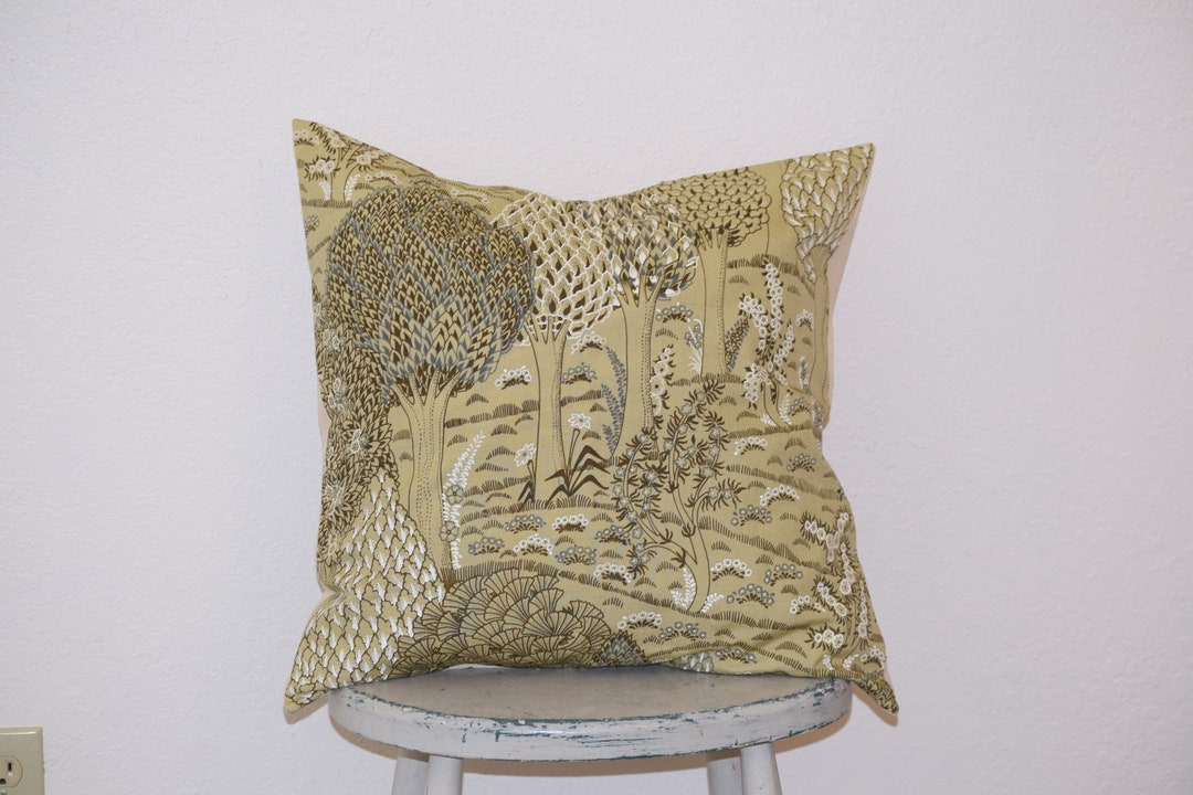 Beautiful Muted Moss Green With Brown and White Accents Asian Etsy