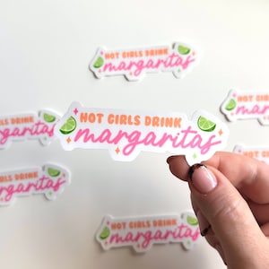 Chicas calientes beben Margaritas pegatina mate burbuja Lima Sparkle Girly cóctel bebidas portátil teléfono calcomanía