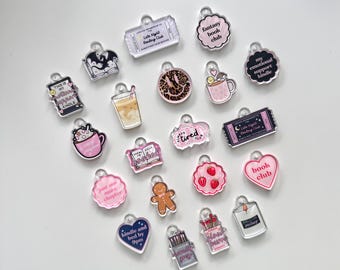 Charm para Kindle SECONDS / Amante de los libros Noche de lectura Corazón Estrellas Rosa Romance Club de lectura Matchbox Booktok Bookish Ratón de biblioteca Regalo lindo