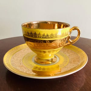 Vintage Bavarian tea cup and saucer set, Bavarian China Teacup, Vintage Bavarian China, Vintage teacups and saucers, Gold Teacup saucer set