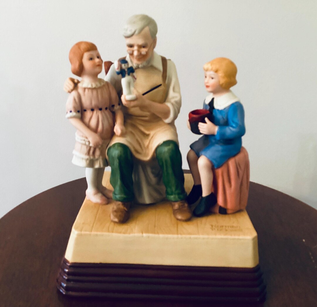 Norman Rockwell Figurine 1985 the Toymaker, Norman Rockwell