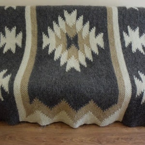 Warm Woolen Throw Blanket Wool Aztec Woolen Blankets Woven Woolen Scandinavian Blanket  Nordic Rug Organic Shhep Wool Bed Cover Home Decor