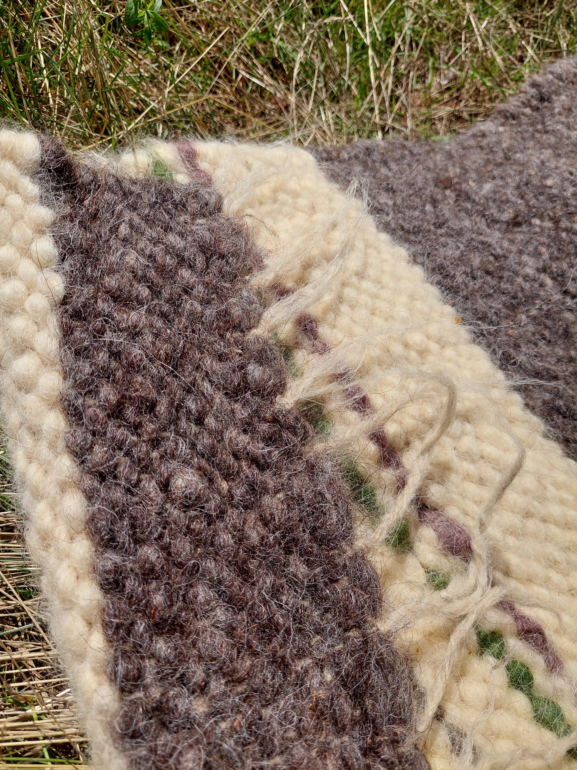 Tricoter une couverture bébé en Laine - Moutons des Carpates