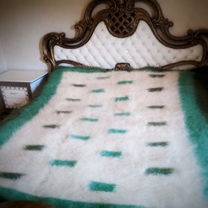 Warm Fluffy White & Green Blanket Ukraine Throw Hutsul Wool Blanket Bedspread  Rug Lizhnyk Sofa Cover Unique Folk Art  Gifts for Home
