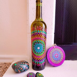 Mandala Bottles, Mandala Wine Bottle, Painted Wine Bottles, Patio Decor, Mandala design bottle, Fall Decor, Bohemian decor, Boho decor