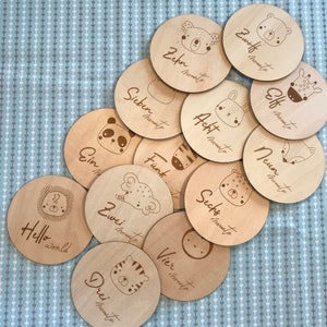 Cartes d’étape de haute qualité Bois « La première année de vie » Motifs animaux Set Idée cadeau