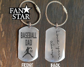 BASEBALL Krug DAD Schlüsselanhänger Custom| Handschrift- und Schriftoptionen| Personalisiert| Edelstahl| Laser gravierte Schlüsselanhänger