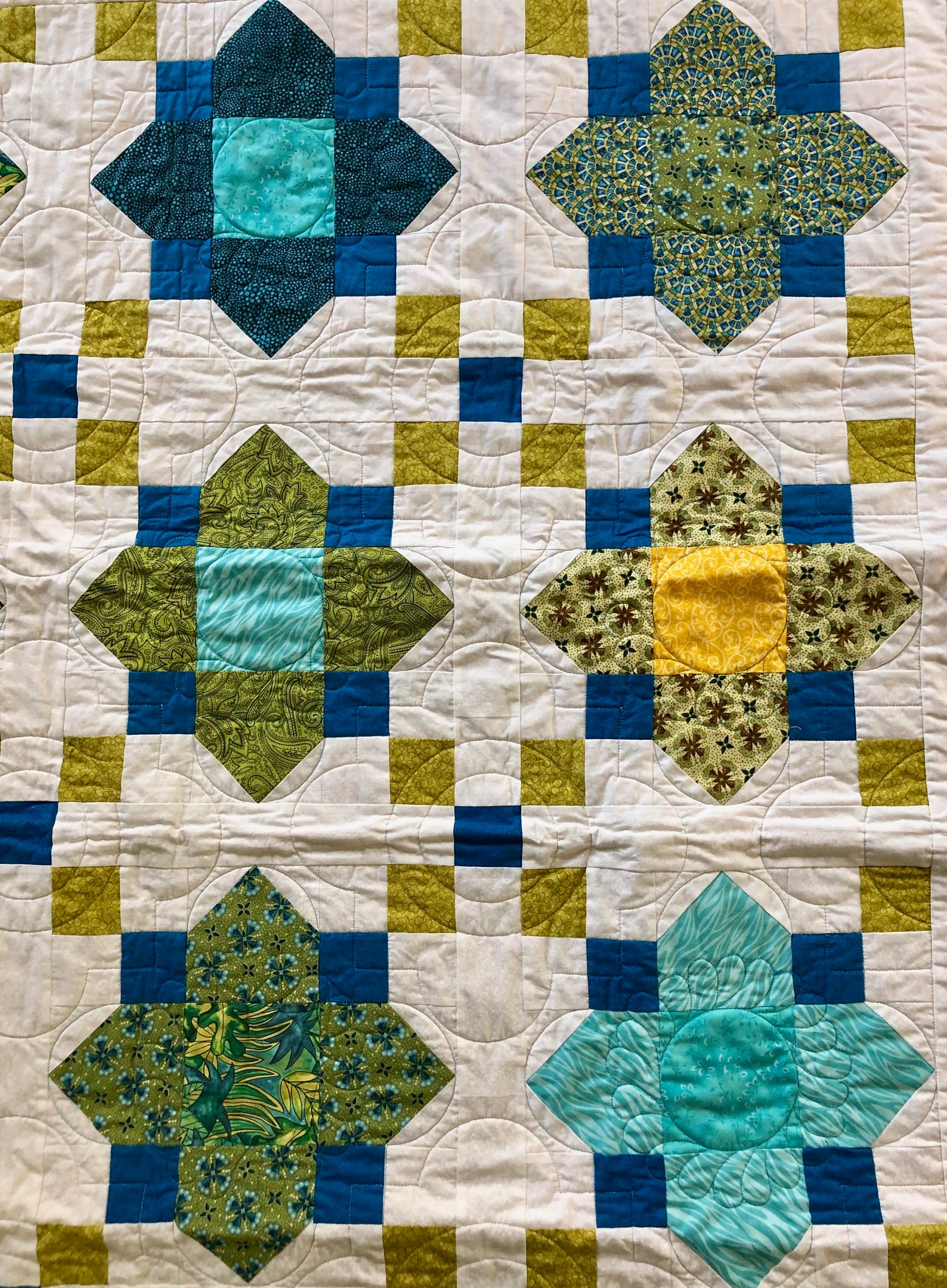 Quatrefoil Pattern Handmade Quilt Etsy