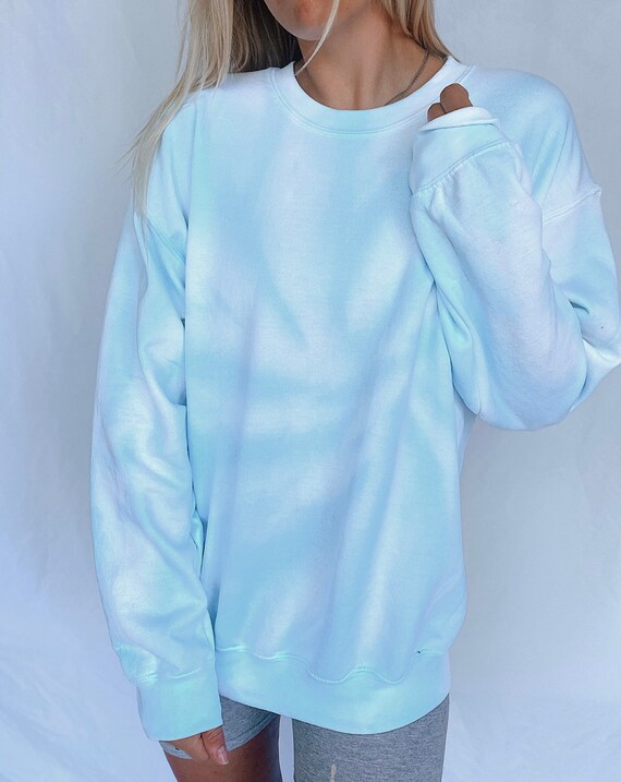 sky blue crew neck sweatshirt
