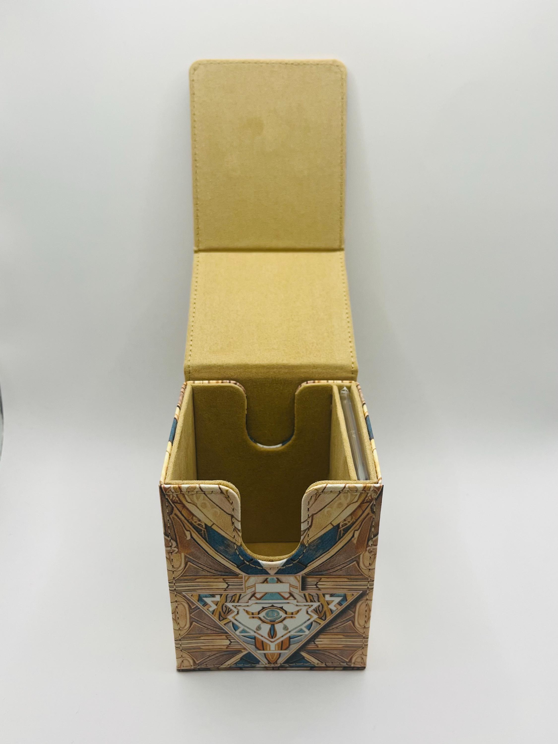 【激レア・新品未開封】MILLENNIUM DECK CASE Yu-Gi-Oh! Millennium Puzzle Alcove Flip Box - Ultra Pro Deck Boxes