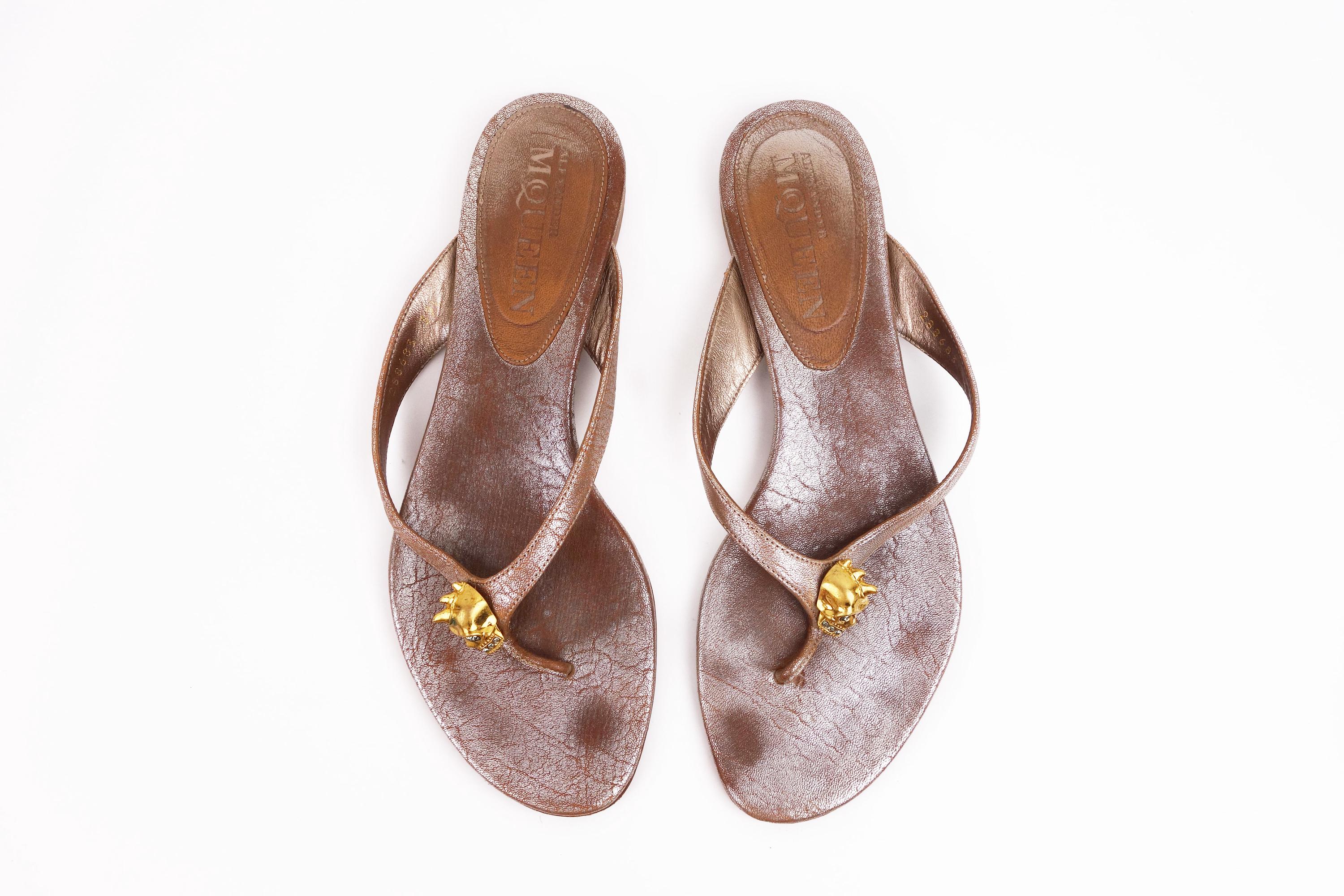 Alexander Mcqueen Skull Thong Sandals Flip Flop With  display picture 1