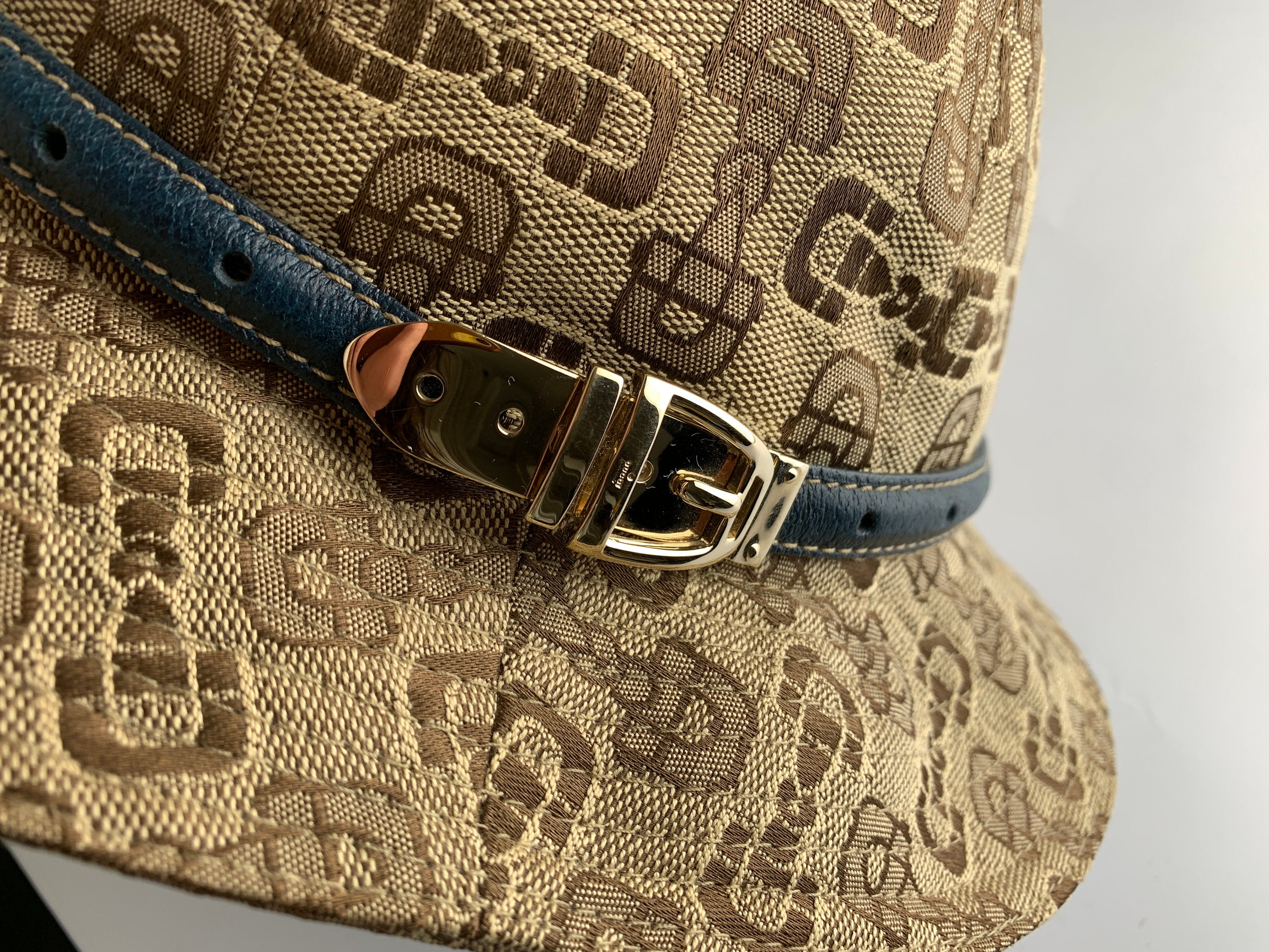 Vintage Gucci Bucket Hat, Monogram Canvas, Leather Belt  display picture 2