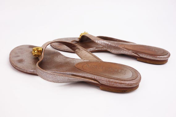 Alexander Mcqueen Skull Thong Sandals Flip Flop With  display picture 1