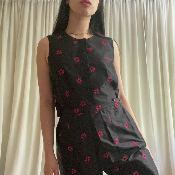 Vintage Carlisle 100% silk black set with red embr