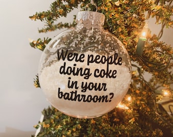 Adorno navideño para adultos: ¿Había gente consumiendo cocaína en tu baño?