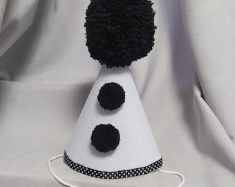 Clown costume Pierrot costume Clown hat Pierrot hat Black and white hat Terrifier Pennywisee Circus Halloween Kids Toddler Adult costume