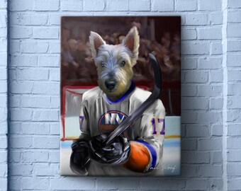 Op de afbeelding: Een canvas print met een hond in een ijshockey-uniform. De hond draagt een wit en blauw shirt met nummer 17. De hond houdt een hockeystick vast en draagt zwarte handschoenen. De achtergrond toont een ijsbaan en toeschouwers.