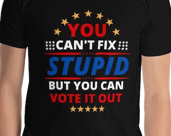 Non si può risolvere stupido ma si può votare fuori t-shirt, 2020 Elezioni, voto tee, Presidente Elezioni 2020 Camicia politica
