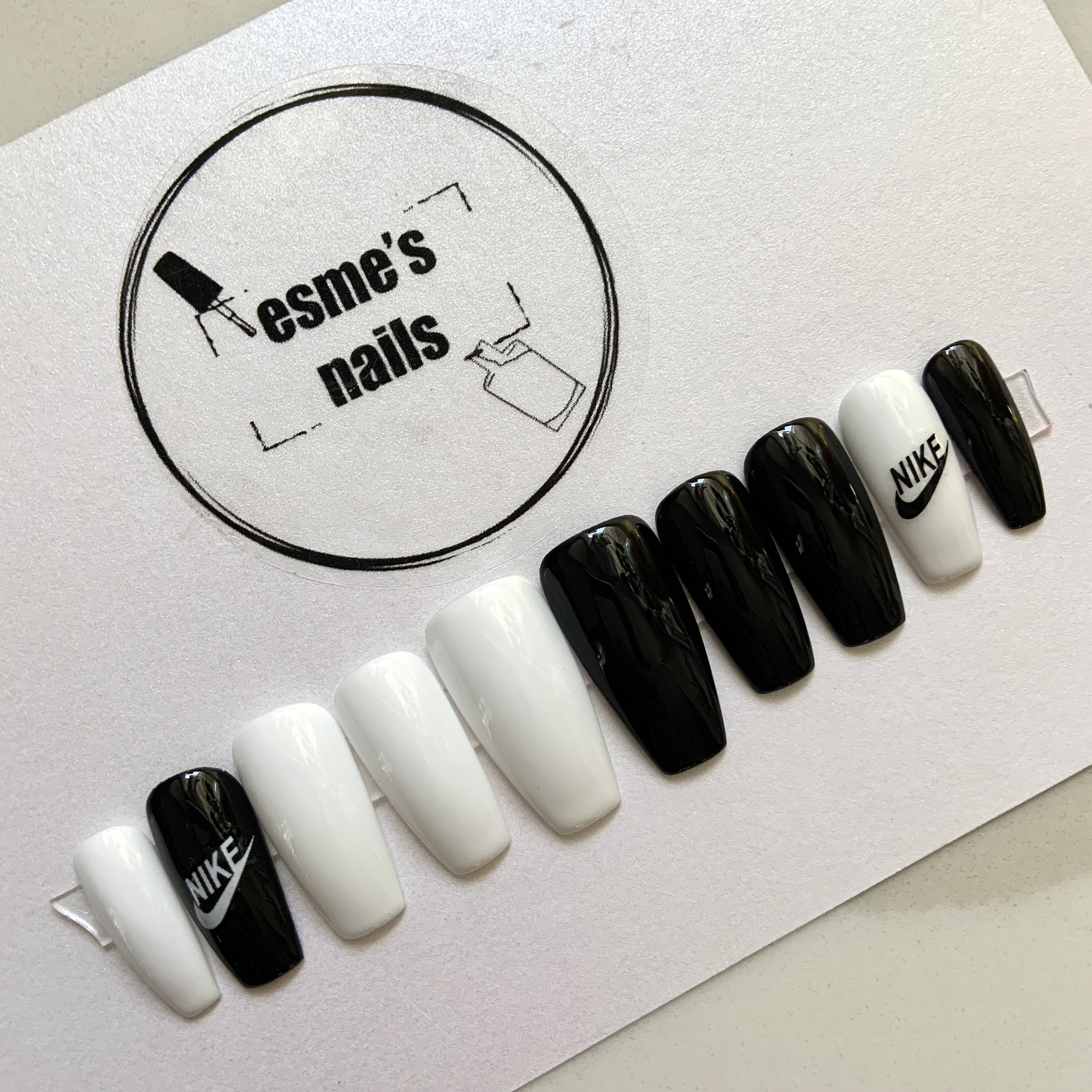 un millón Oclusión Viaje Sports Girl presiona las uñas / Brand Logo Nails / Fake Nails - Etsy España