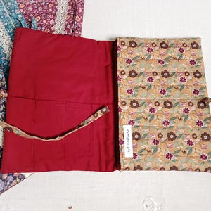 Reise Skizzenbuch Hülle A5 – Floral Journal Hülle mit Stiftehalter – Gepolsterter Buchschutz mit Schleifenverschluss (3 Designs)