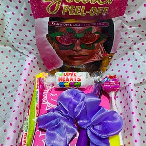 Coccole, regali per tirarmi su, affermazioni positive, regali per lei, ragazza, adolescente, insegnante, amico, amore, abbraccio in una scatola, esami