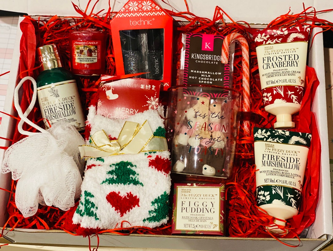 Ladies Christmas Gift Hot Chocolate Gift Box Xmas Pamper Personalised