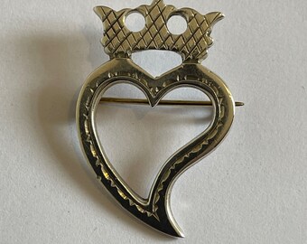 Pewtermill KILT BROOCH PIN PEWTER LUCKENBOOTH HEART CROWN MADE IN SCOTLAND BOXED 