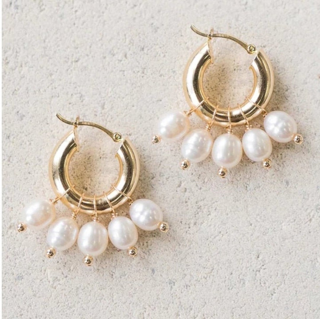Banana republic hotsell pearl hoop earrings