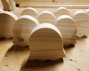 Wood ghost. Ghost shape.  Halloween decor. Halloween cutouts. Paint ready shapes. Halloween shape. Wooden blanks.