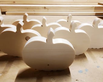 Wood pumpkin. Pumpkin shape. Halloween cutouts. Paint ready shapes.  Halloween shape. Wooden blanks