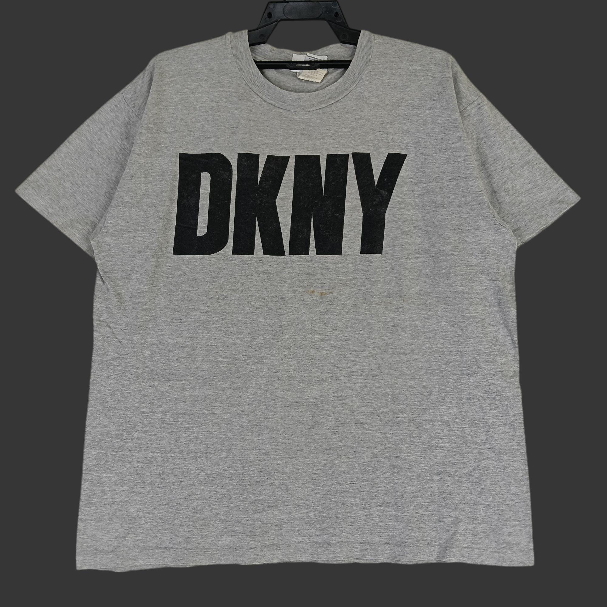 Newjeans tshirt - Etsy 日本