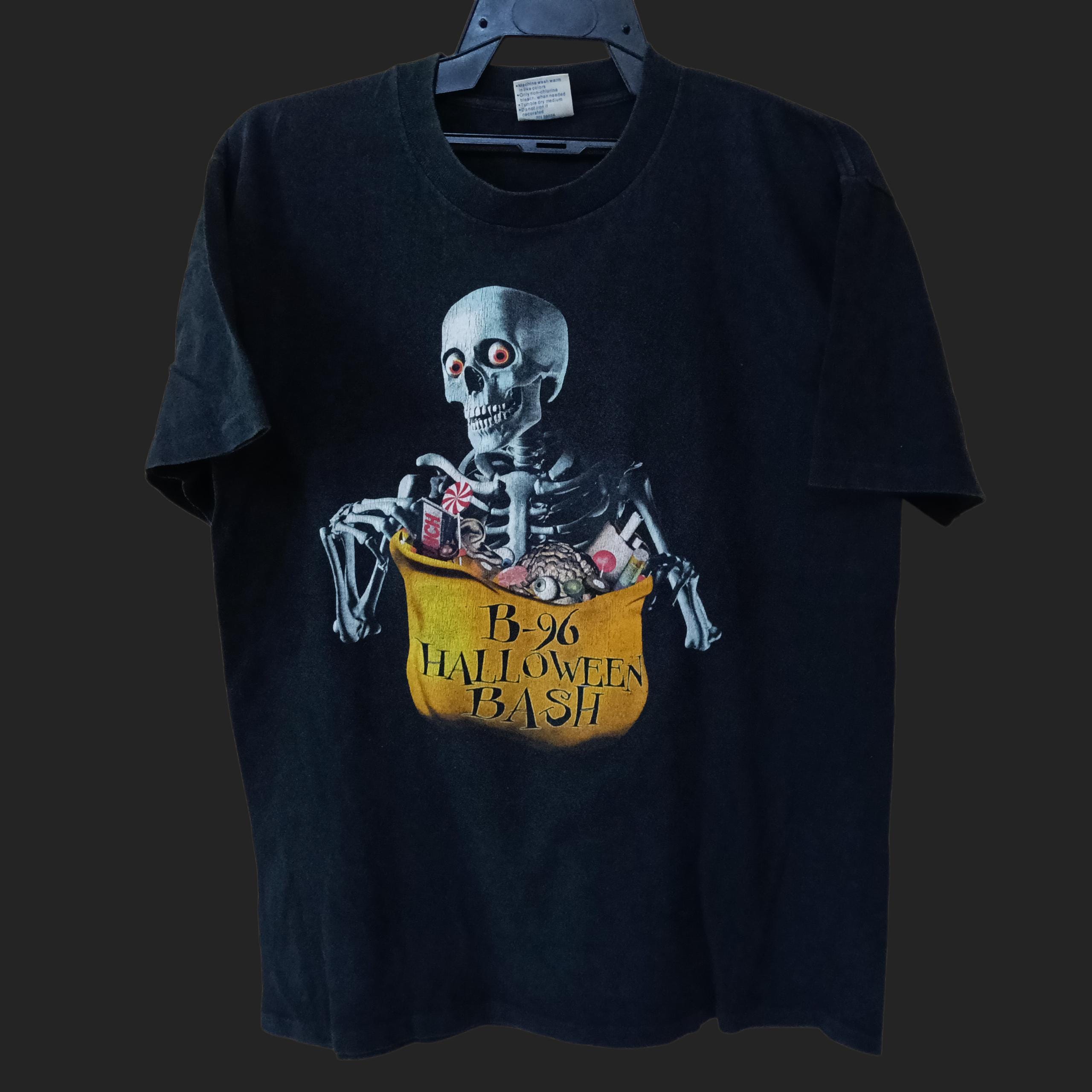 Vintage 90's B96 Halloween Bash Black Medium T Shirt Band Singer