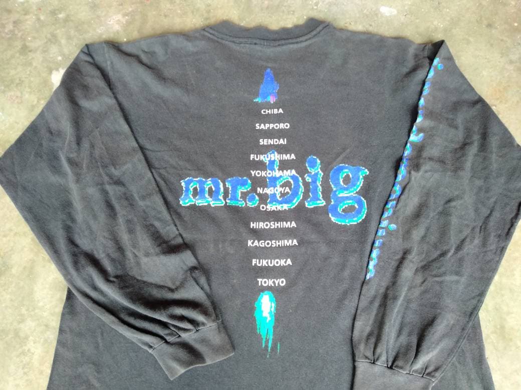 Vintage 90's Mr Big American Rock Band Black Large T Shirt Get