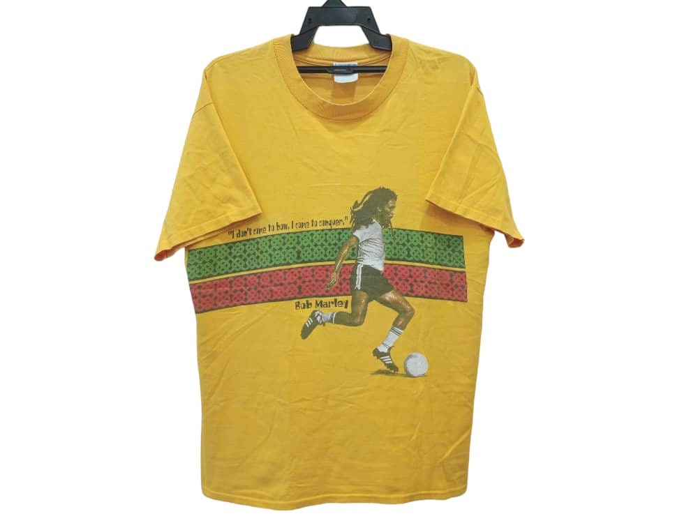 Vintage Bob Marley Jamaican Reggae Singer Football Yellow Large T 