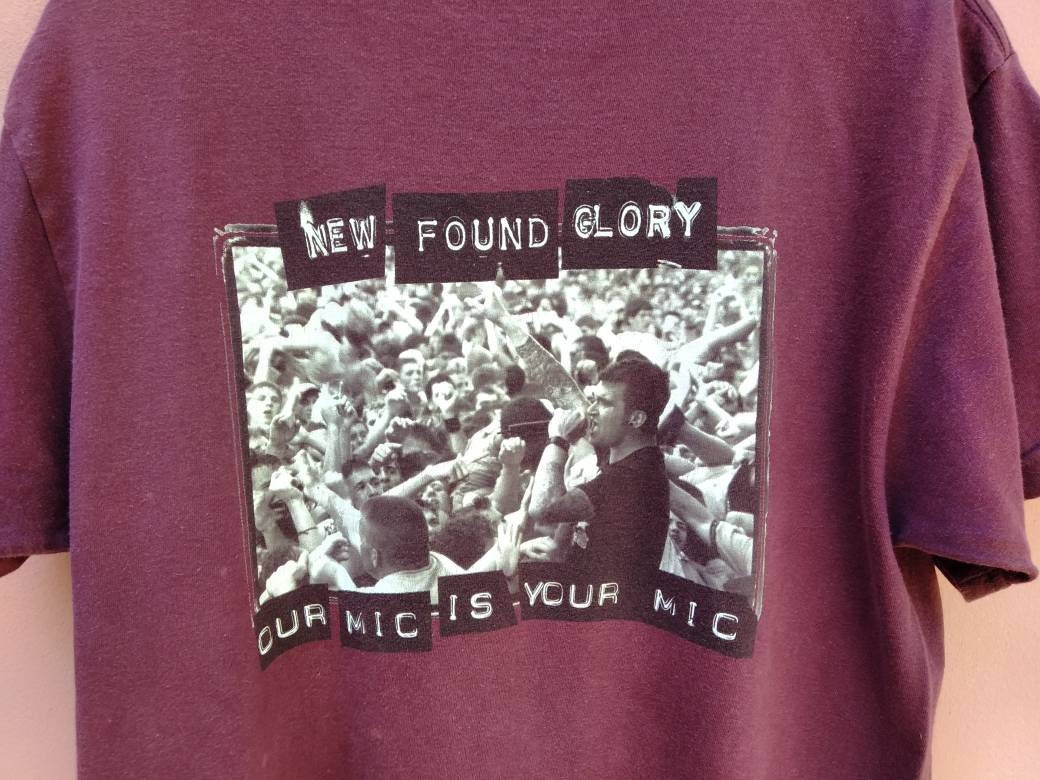Vintage New Found Glory American Rock Band Maroon Large T Shirt