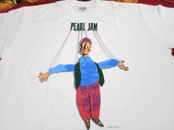 Vintage Pearl Jam band 90s t shirt