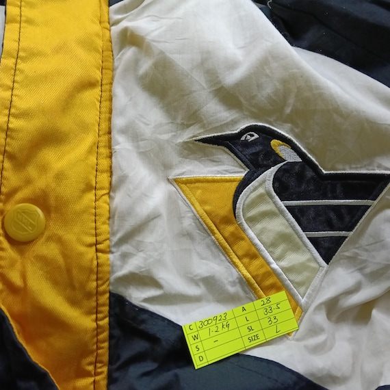 Vintage the Pittsburgh Penguins Professional Ice Hockey Yellow