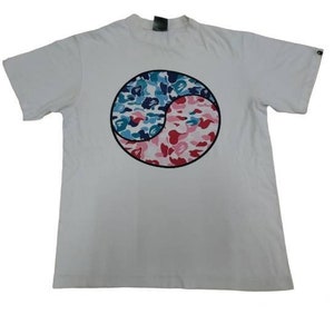 Vintage Bathing Ape Camo Japanese Brand White Medium T Shirt Bape Ying Yang Spiritual Chinese Logo Camo Shirts Bathing Ape Size M