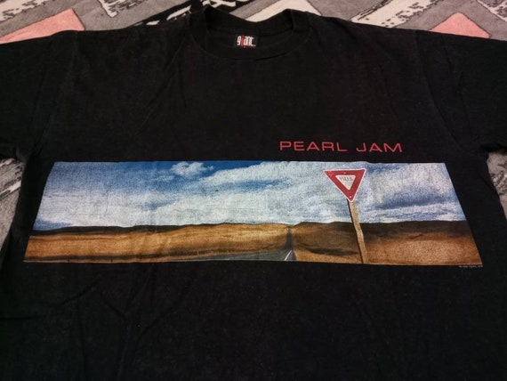 Vintage Pearl jam band 90s t shirt