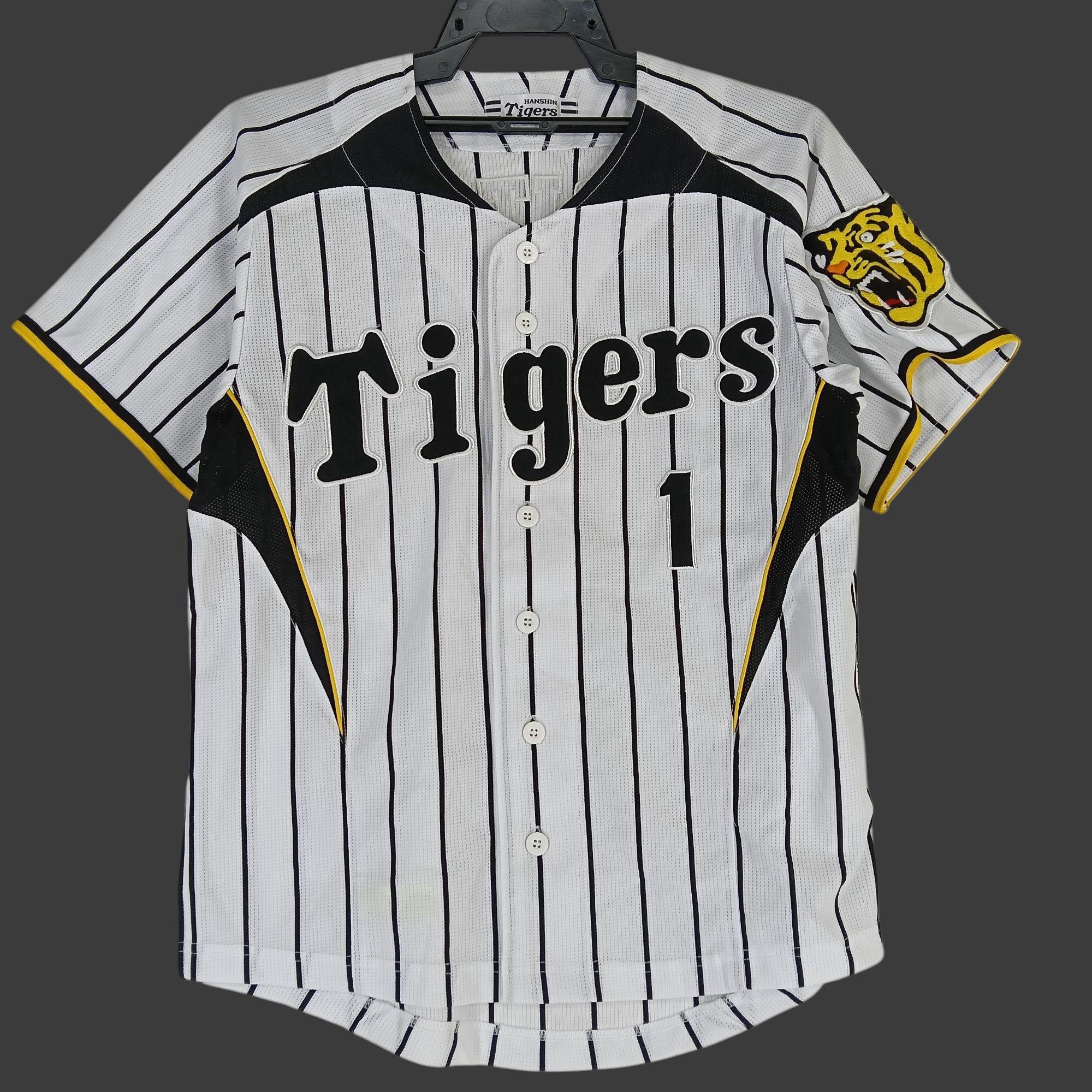 Vintage 90's Hanshin Tigers Japanese Baseball Team White Small