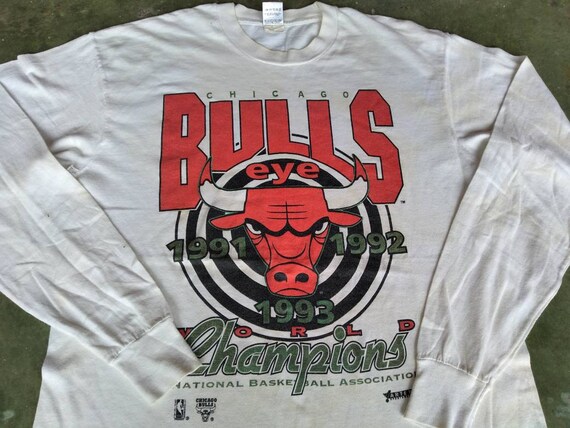 Vintage 90's Chicago Bulls Eye Champions Long Sle… - image 3