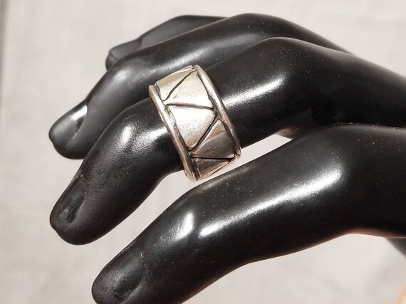 Sterling silver size 8.5 statement ring - image 5