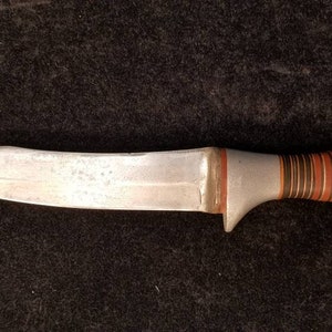 Vintage WWII theater trench knife.