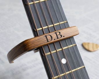 Personalized Metal Guitar Capo with Wood Grain, Custom Message, Engraved Guitar Pick, Birthday Gift, Fathers days Gift for Guitarists